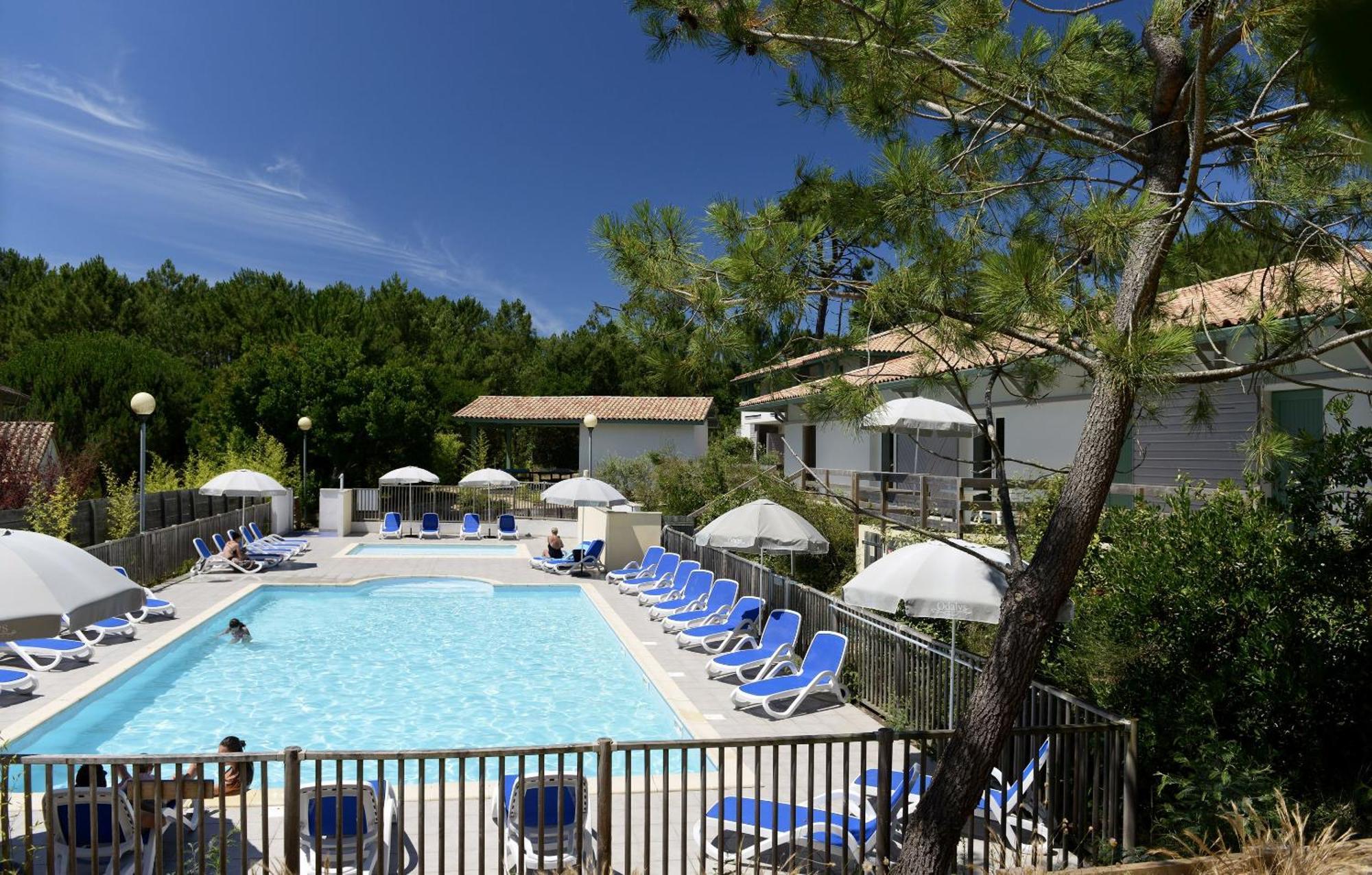 Residence Odalys Bleu Ocean Мольетс-е-Маа Екстериор снимка
