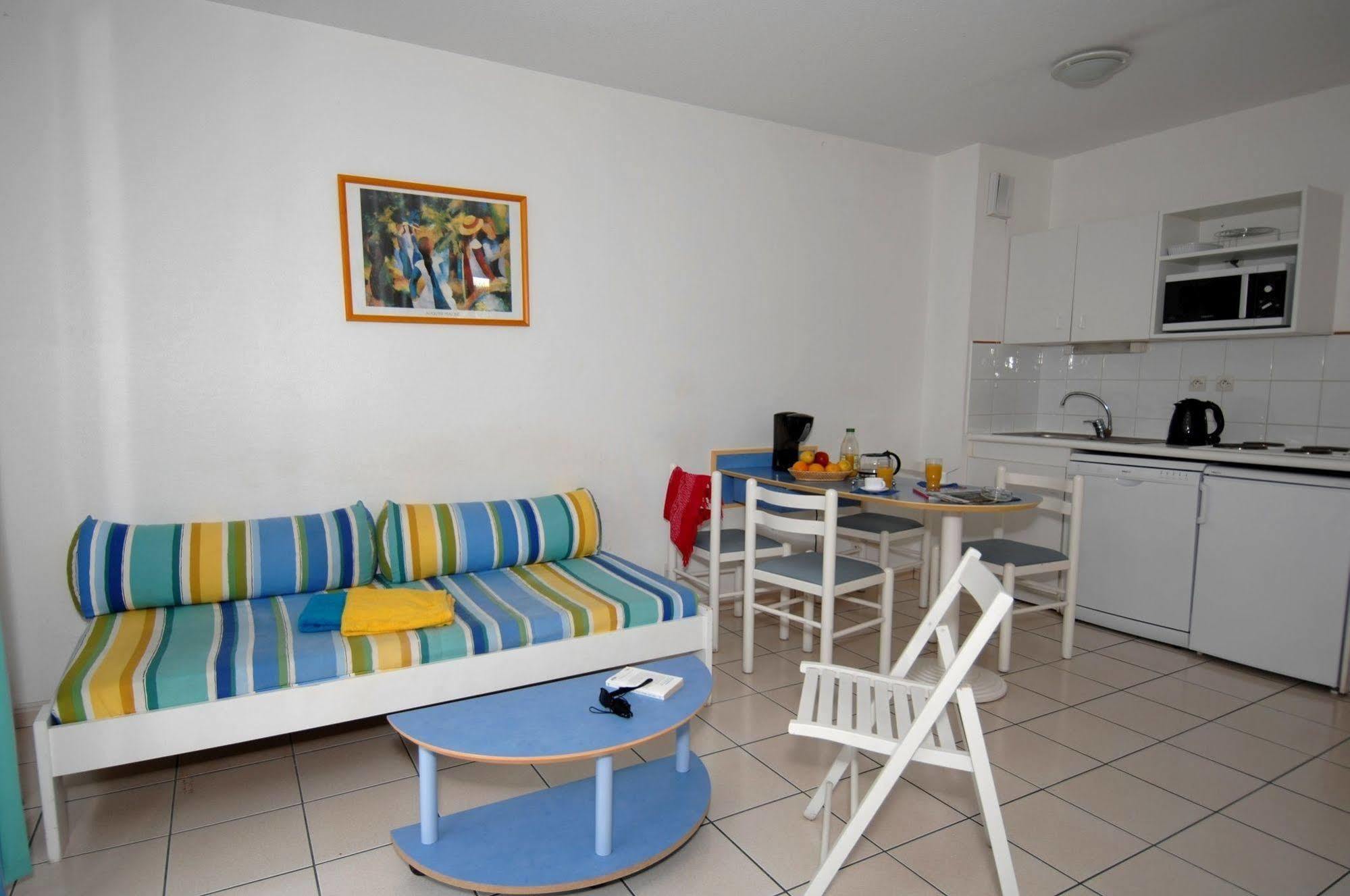 Residence Odalys Bleu Ocean Мольетс-е-Маа Екстериор снимка